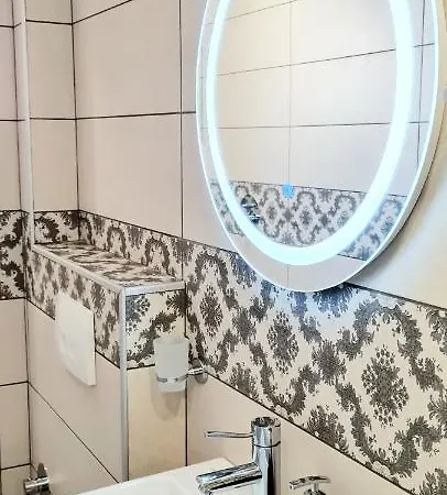 2v1 - 21 Dhjetori Daire *