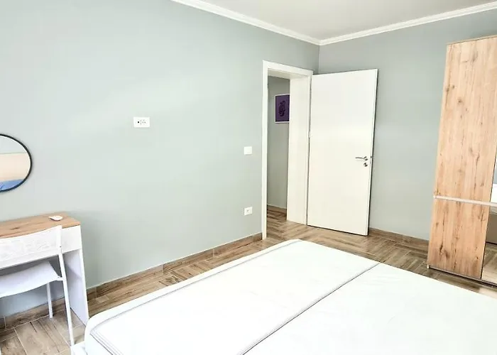 2v1 - 21 Dhjetori Apartament Tirana